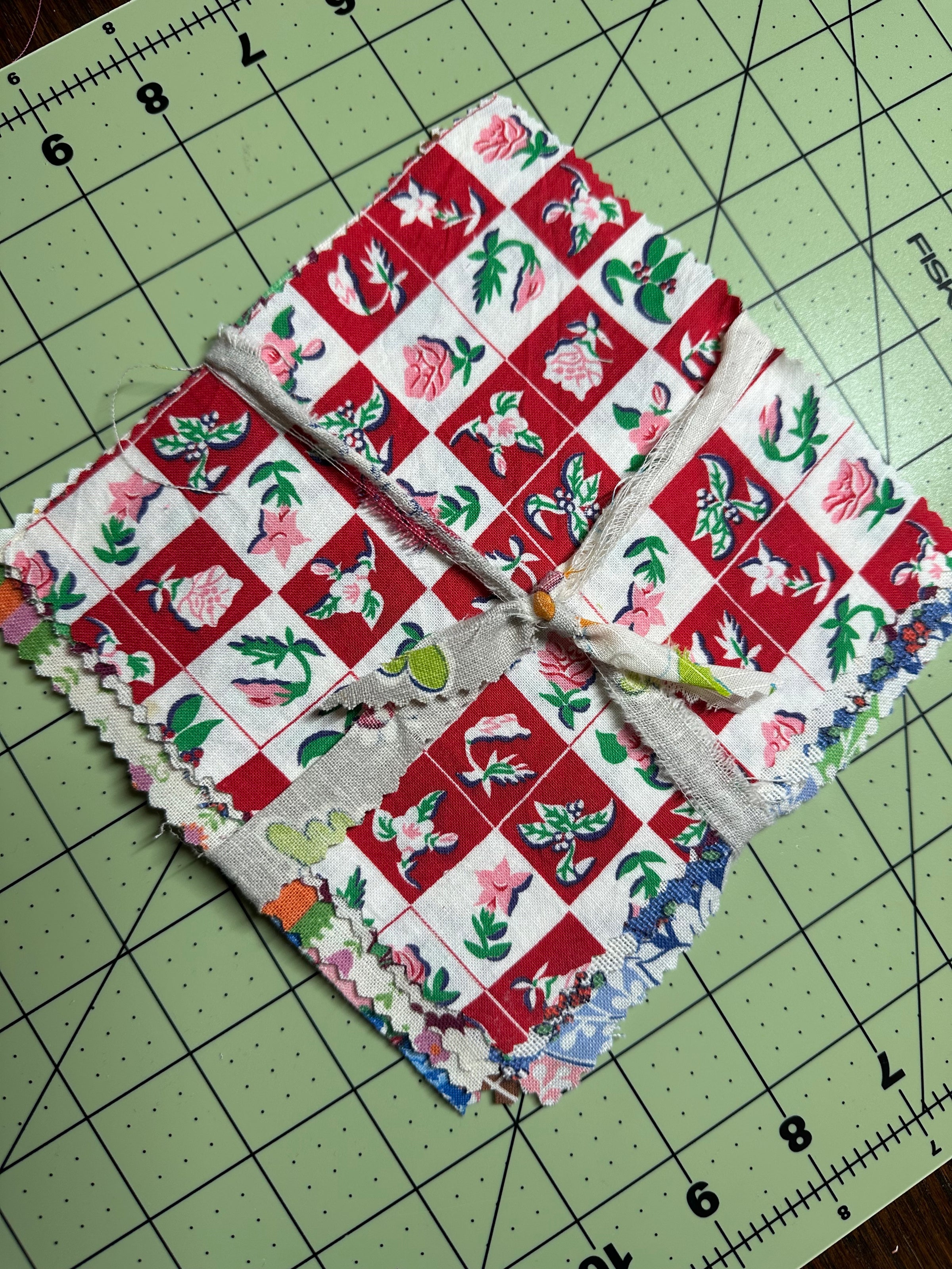 Feedsack Fabric Charm Pack